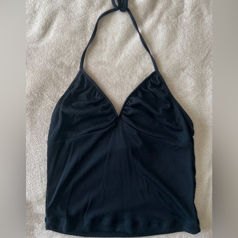 Aritzia Sunday Best black halter crop top. Size small